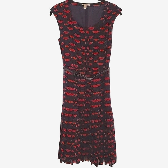 Halogen Sleeveless Pleated Dress Lined Belted Lips Print Women Size 0P - Picture 3 of 12